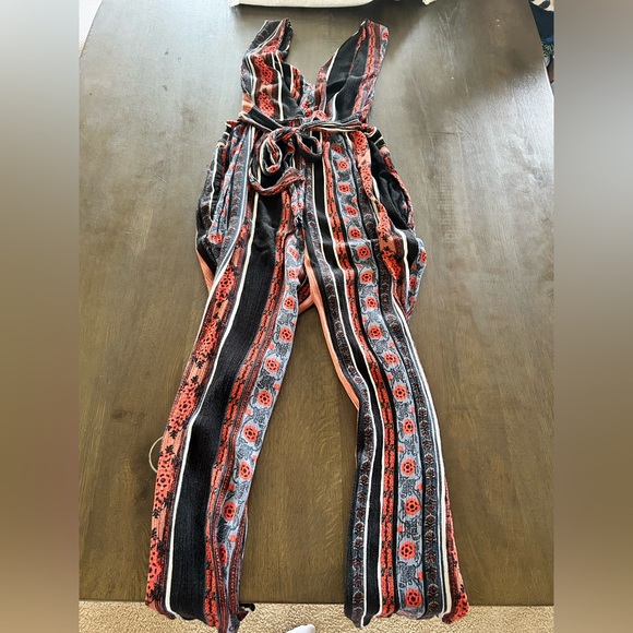 Free people all shook up jumpsuit striped tie back button front black rust - Picture 9 of 16